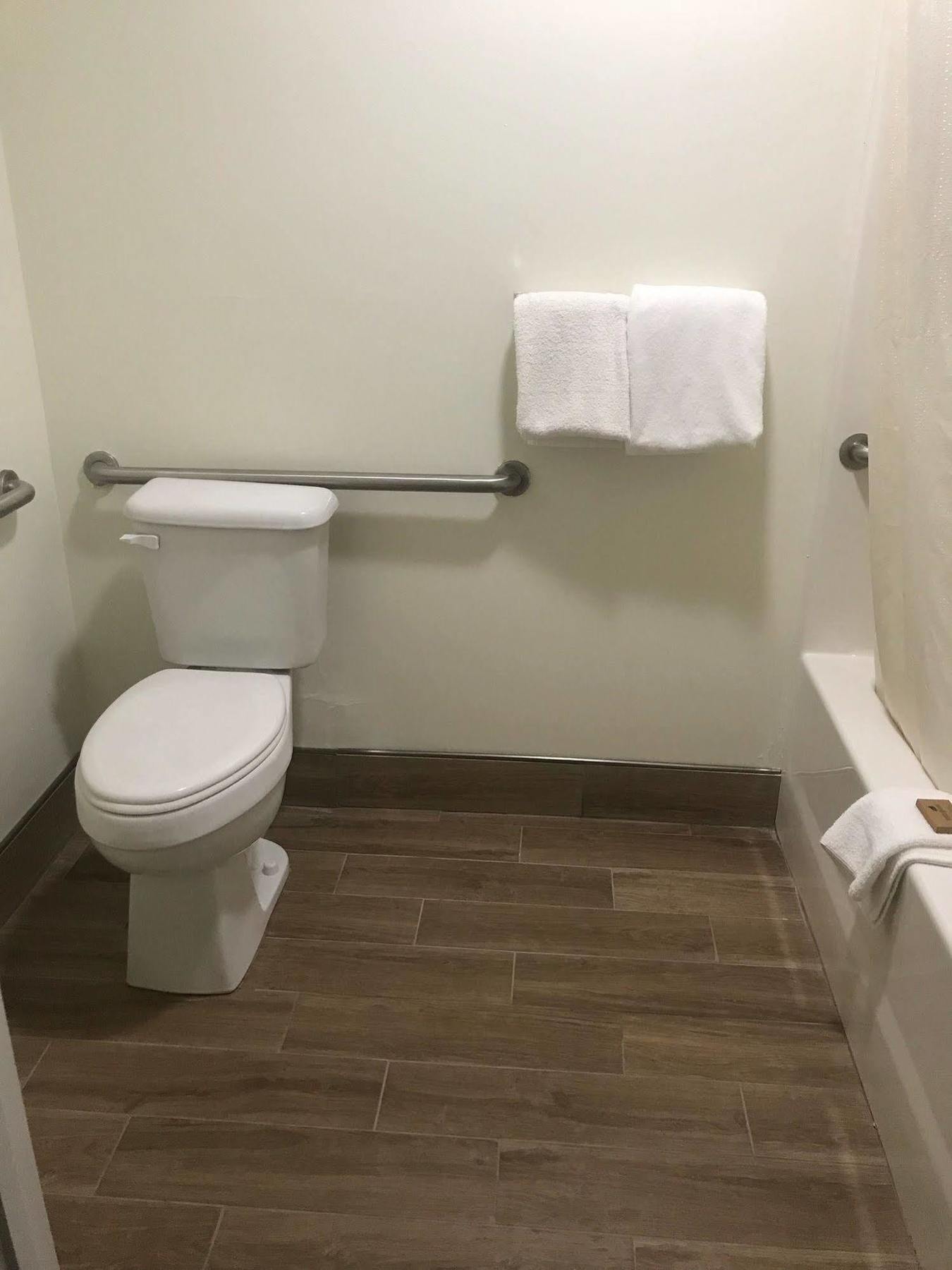 Madison Inn Lodge Fredericktown Zewnętrze zdjęcie